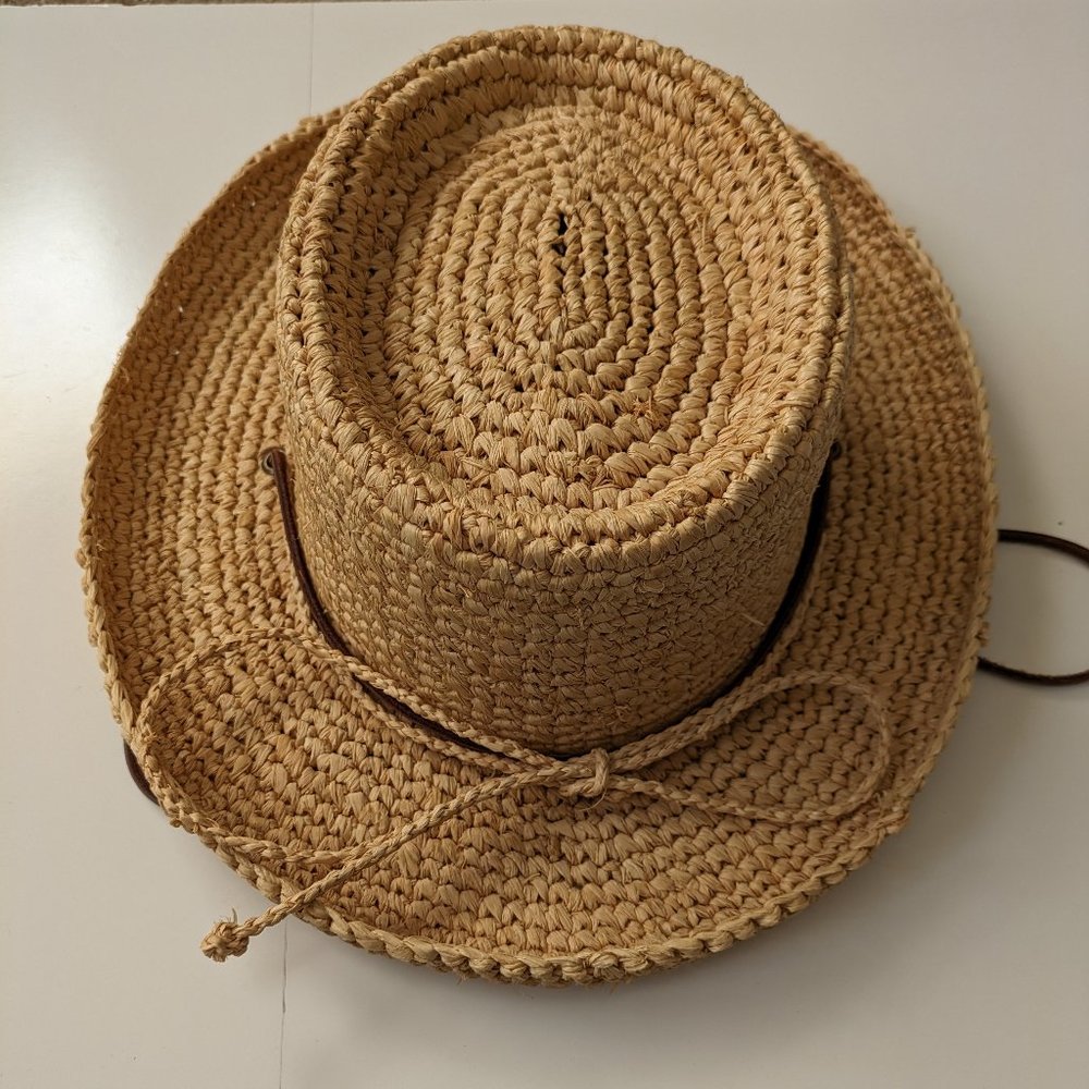 Scala Collection Women's Hand Crocheted Raffia Brim Straw Hat Vintage